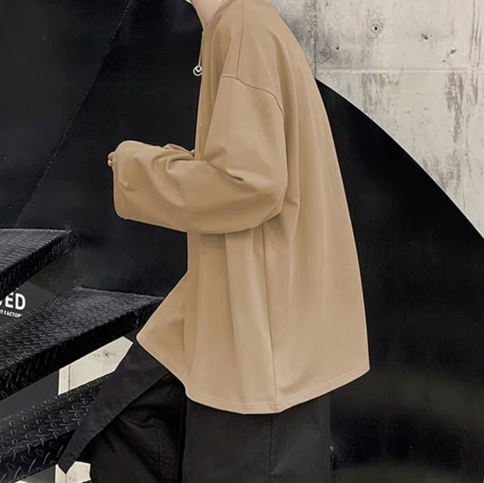 Alodia – Oversized overhemd met lange mouwen
