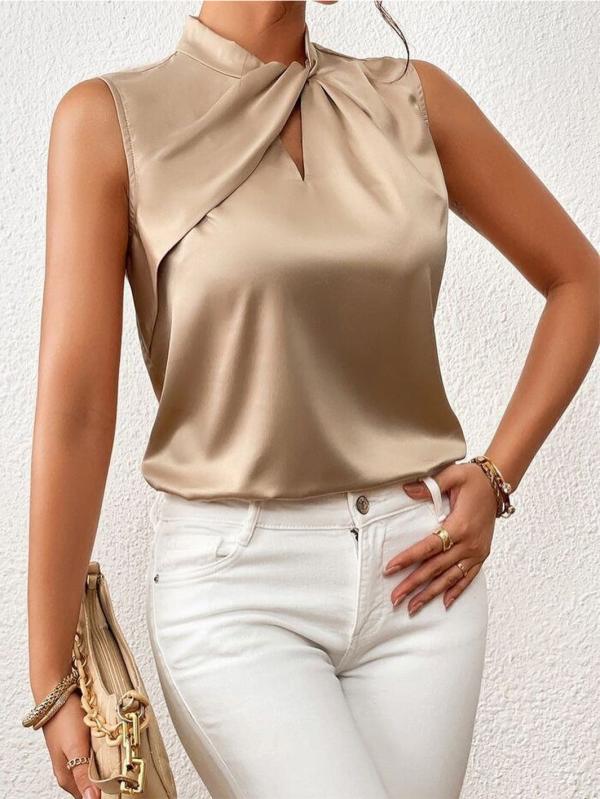 Bovenaan dames mouwloos met halsdetail