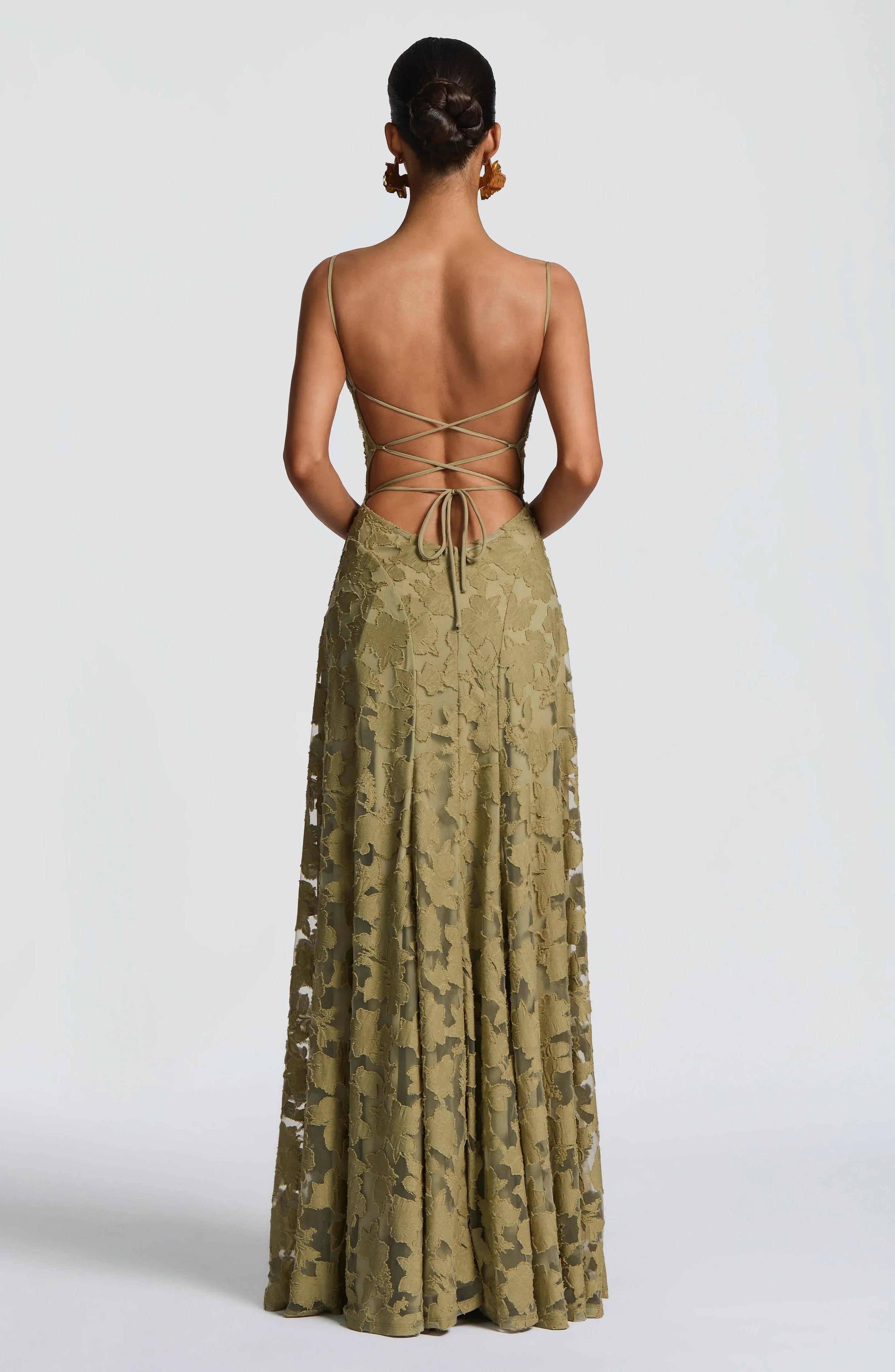 Maren - Elegante maxi jurk met open rug voor dames Angle