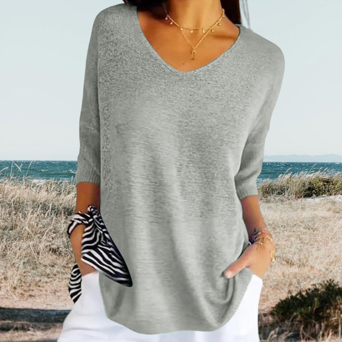 Dames zomerse top met v hals driekwart mouw