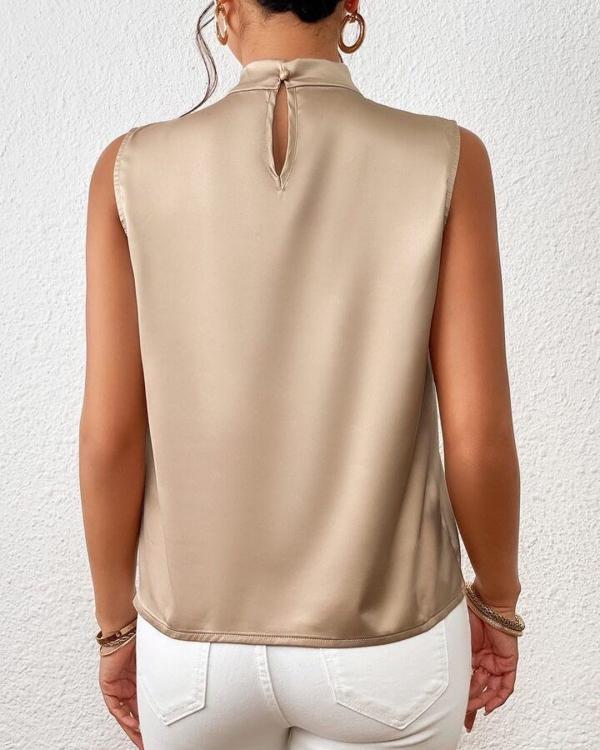 Bovenaan dames mouwloos met halsdetail