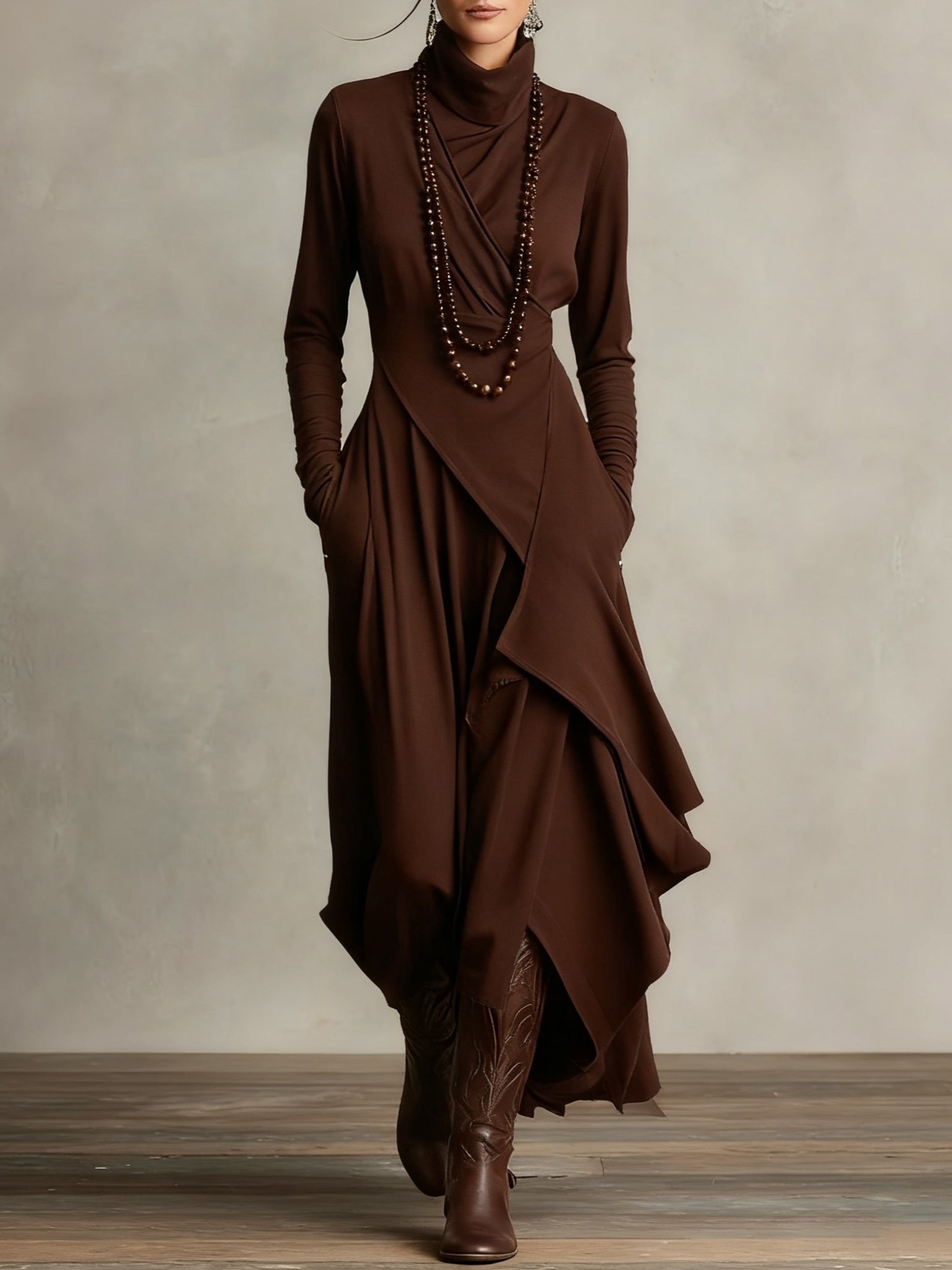 Margot - Asymmetrische maxi jurk met hoge col voor dames Full