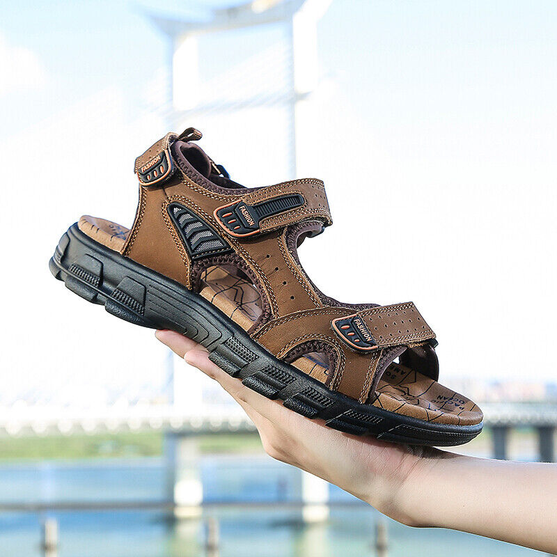 Ondersteunende Sandalen met klittenband en gesloten hiel