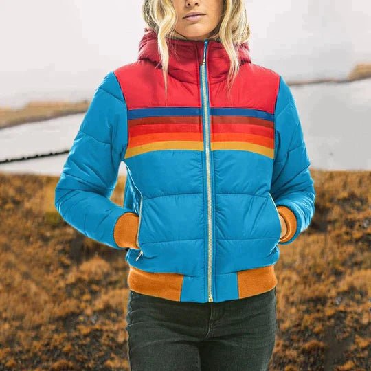 Silke - Warme pluche jas met capuchon voor dames Front
