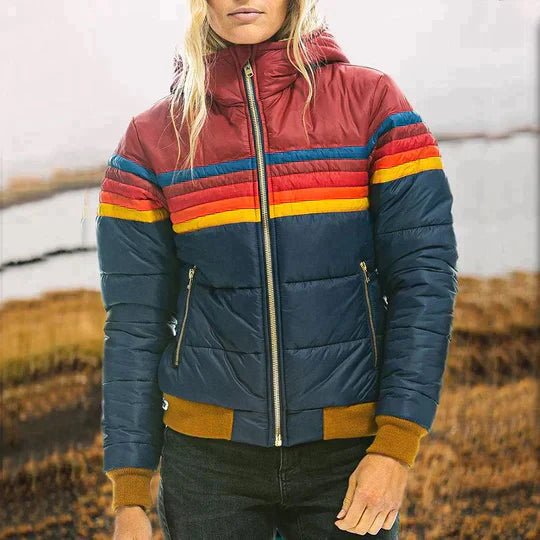 Silke - Warme pluche jas met capuchon voor dames Hero