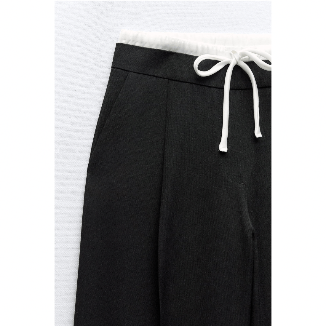 Broek met Trekkoord Wijde Pijpen